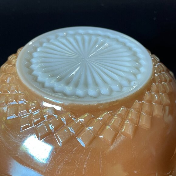 Vintage 50s Fire King Peach Lustre Swirl Pattern Ruffled Fluted Bowl - Picture 7 of 9